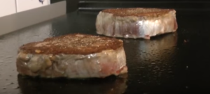 Steaks_auf_dem_Plancha_Grill_von_Verycook_www.plancha_grill_test.de_YouTube